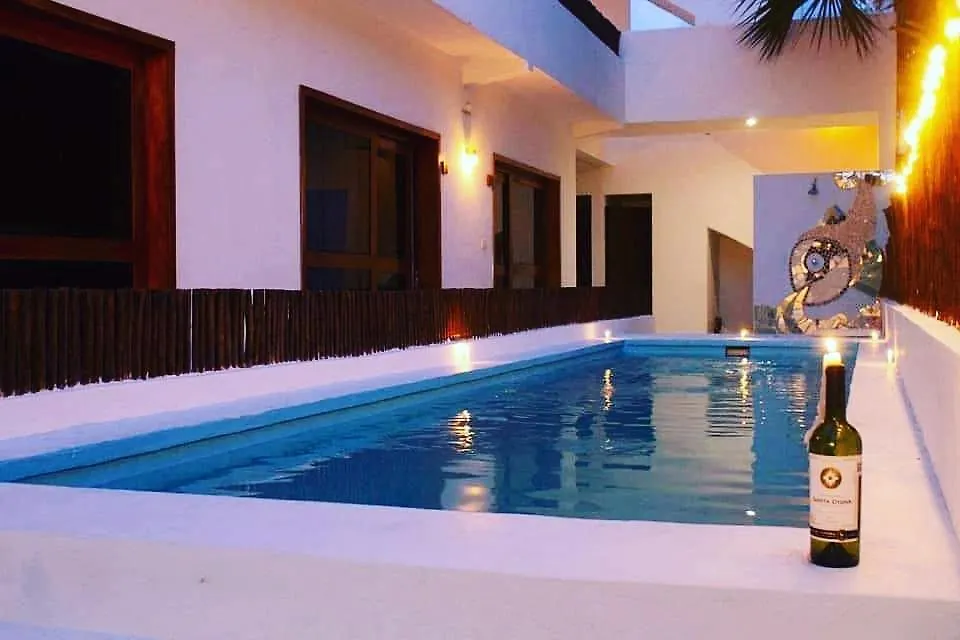 Contactos de Jh Hotel